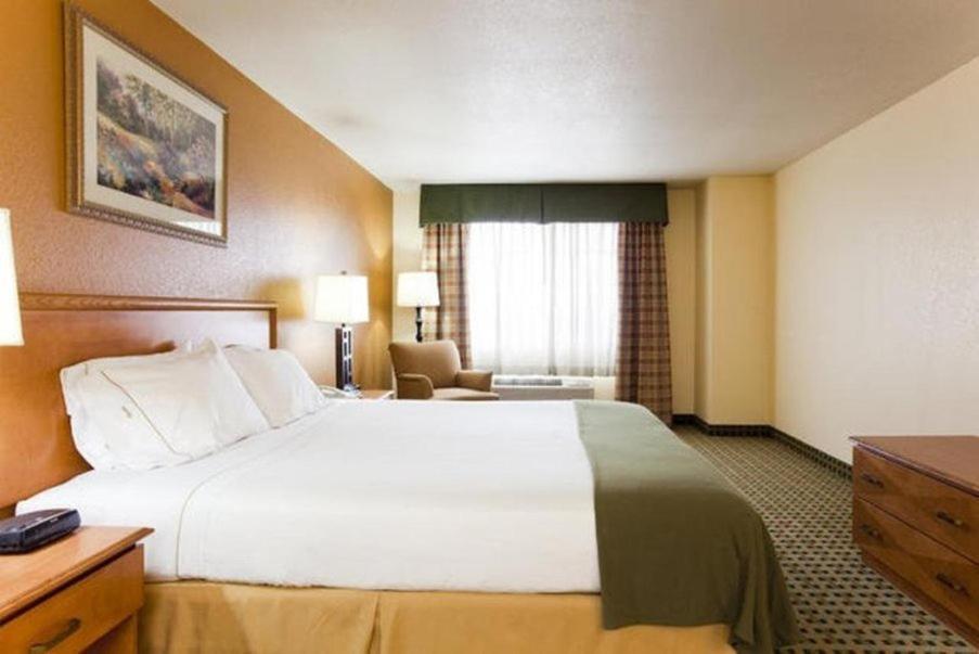 Holiday Inn Express Hotel & Suites Hesperia, An Ihg Hotel Kültér fotó