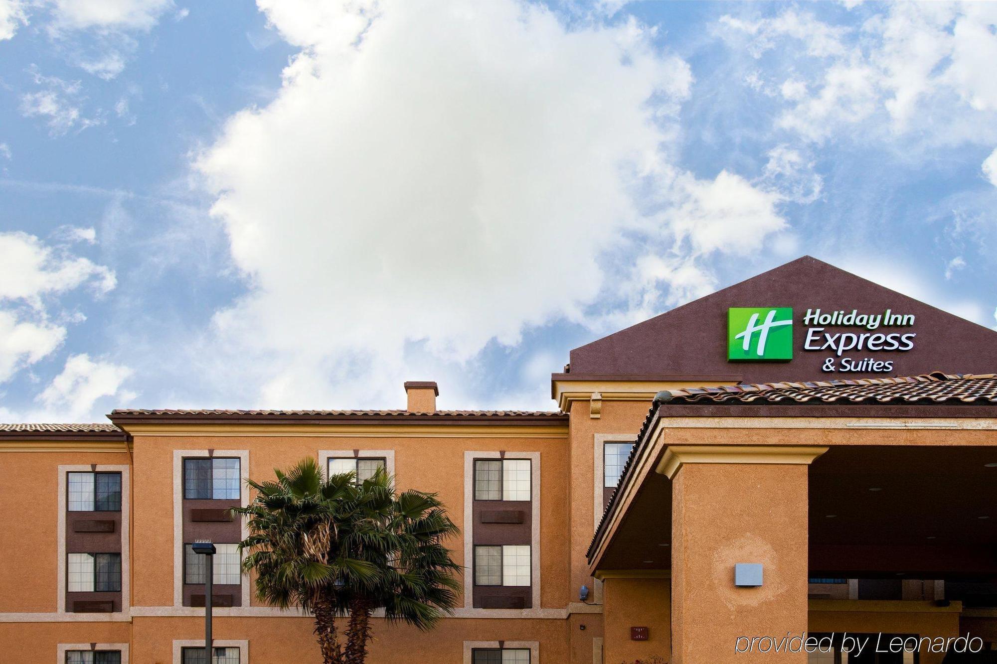 Holiday Inn Express Hotel & Suites Hesperia, An Ihg Hotel Kültér fotó