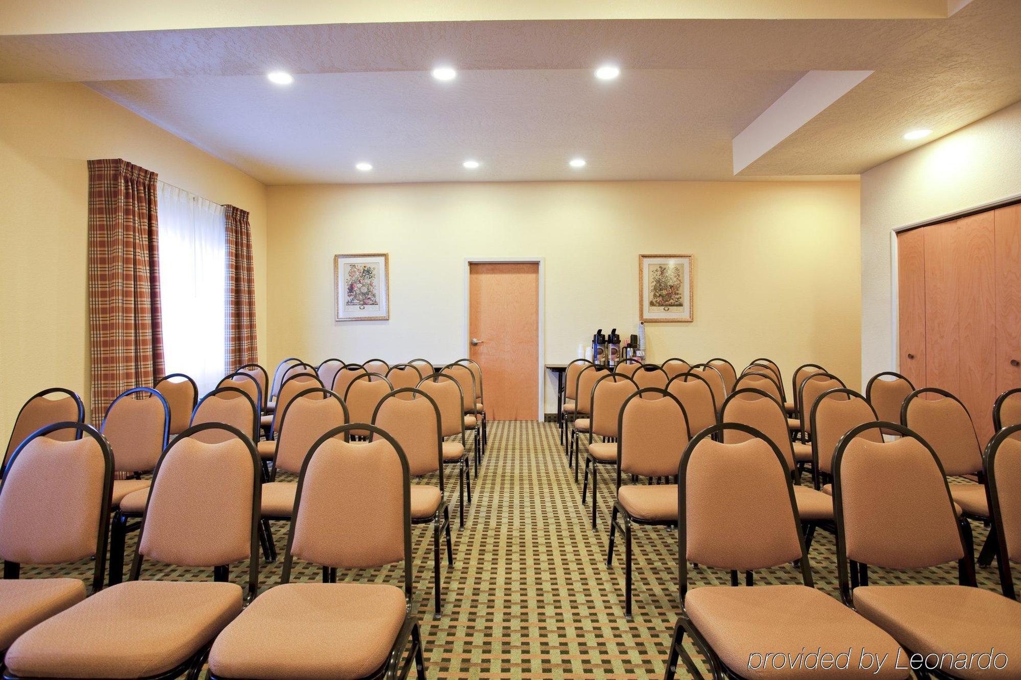 Holiday Inn Express Hotel & Suites Hesperia, An Ihg Hotel Kültér fotó