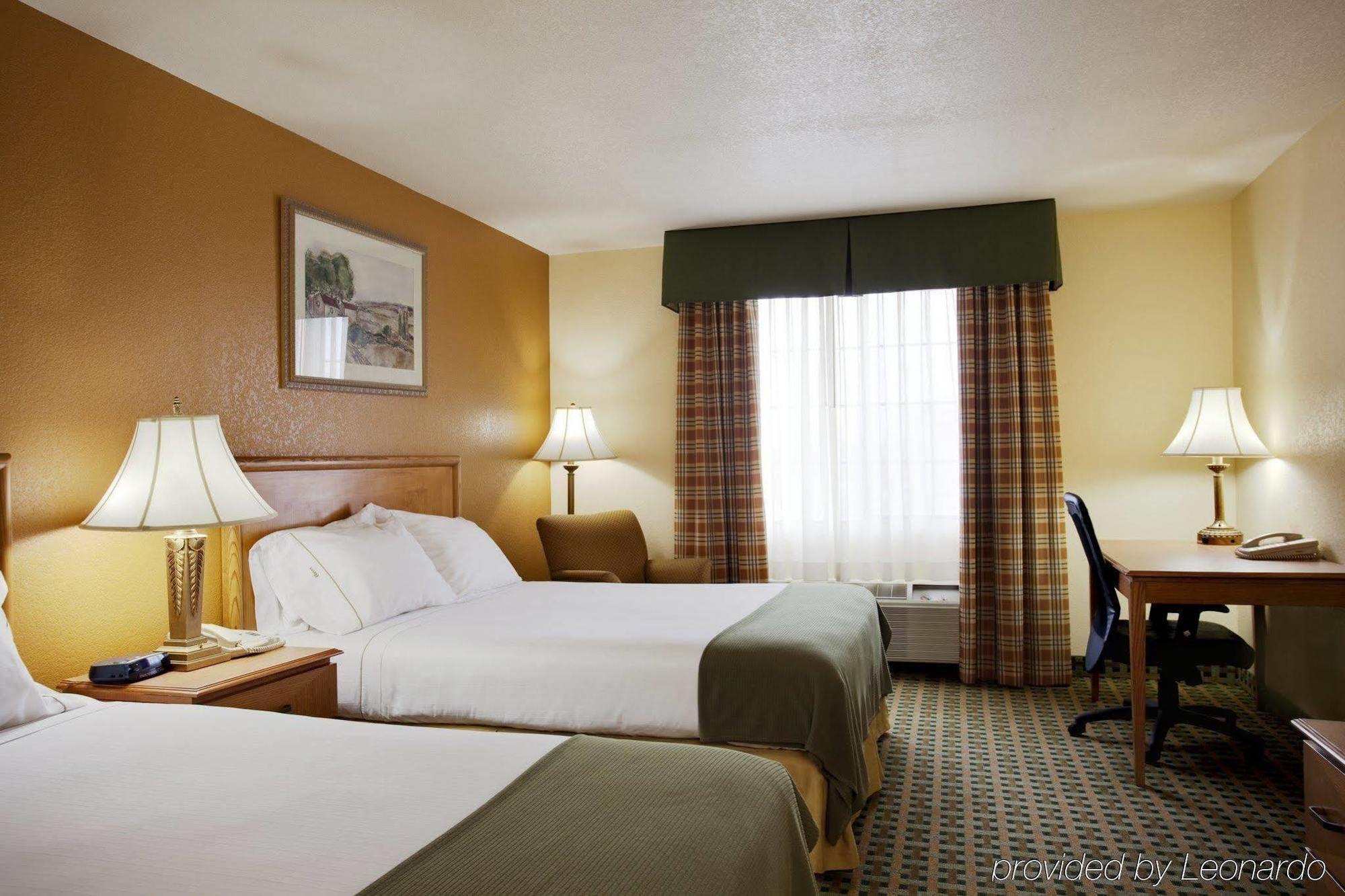 Holiday Inn Express Hotel & Suites Hesperia, An Ihg Hotel Kültér fotó