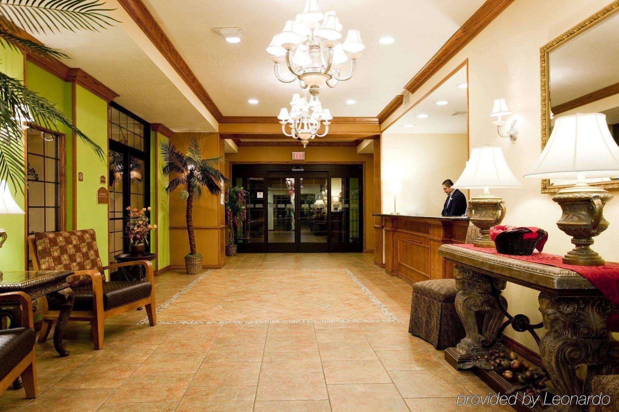 Holiday Inn Express Hotel & Suites Hesperia, An Ihg Hotel Beltér fotó