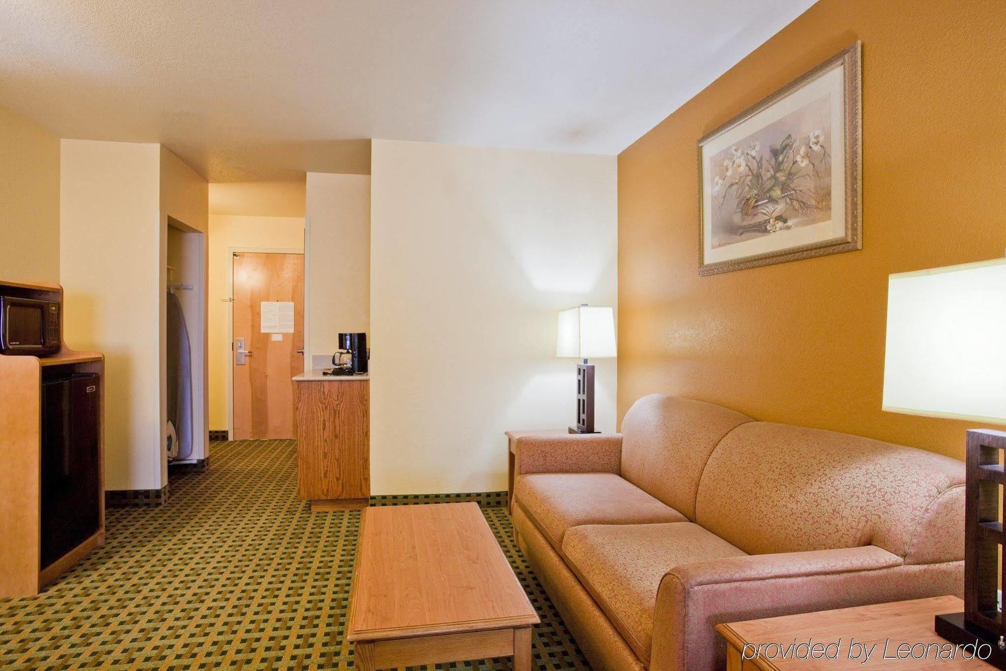 Holiday Inn Express Hotel & Suites Hesperia, An Ihg Hotel Kültér fotó